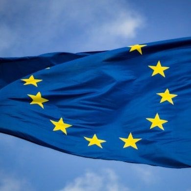 Bandera de la UE, cumplimiento con el RGPD